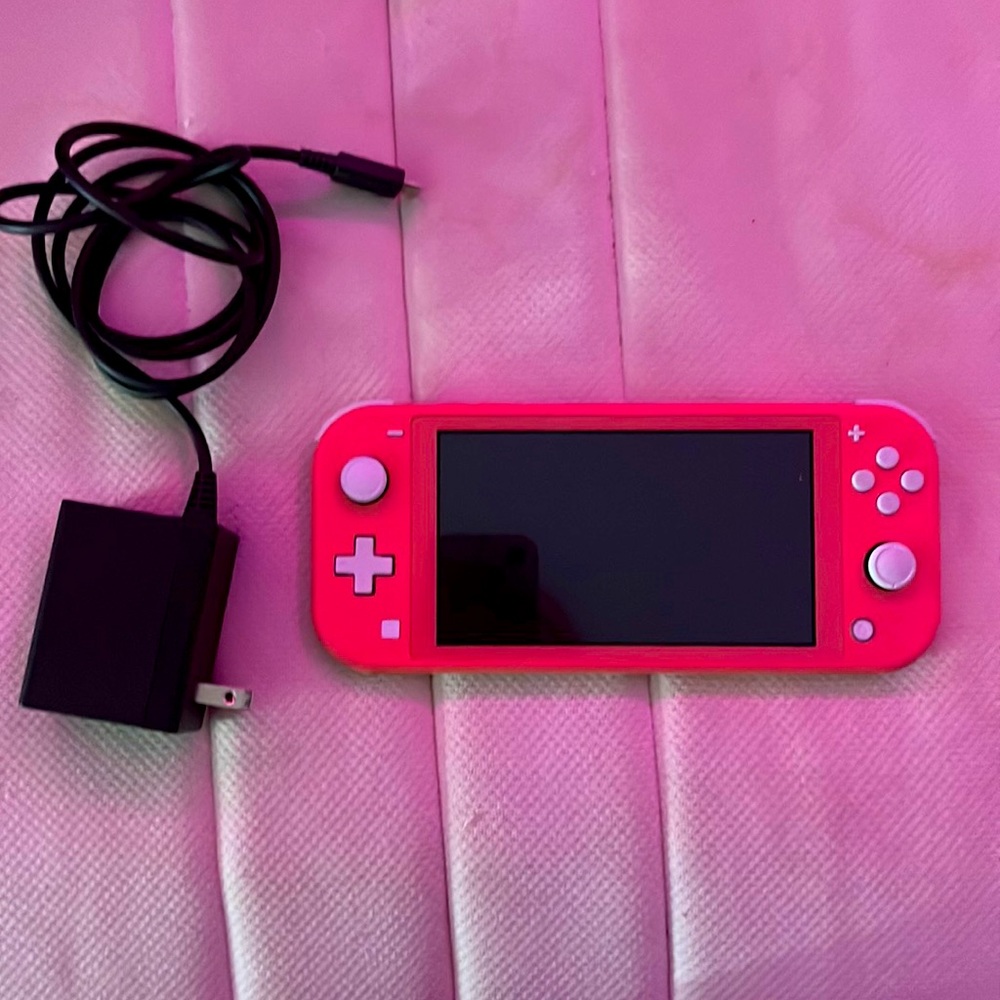 Pink Nintendo switch lite